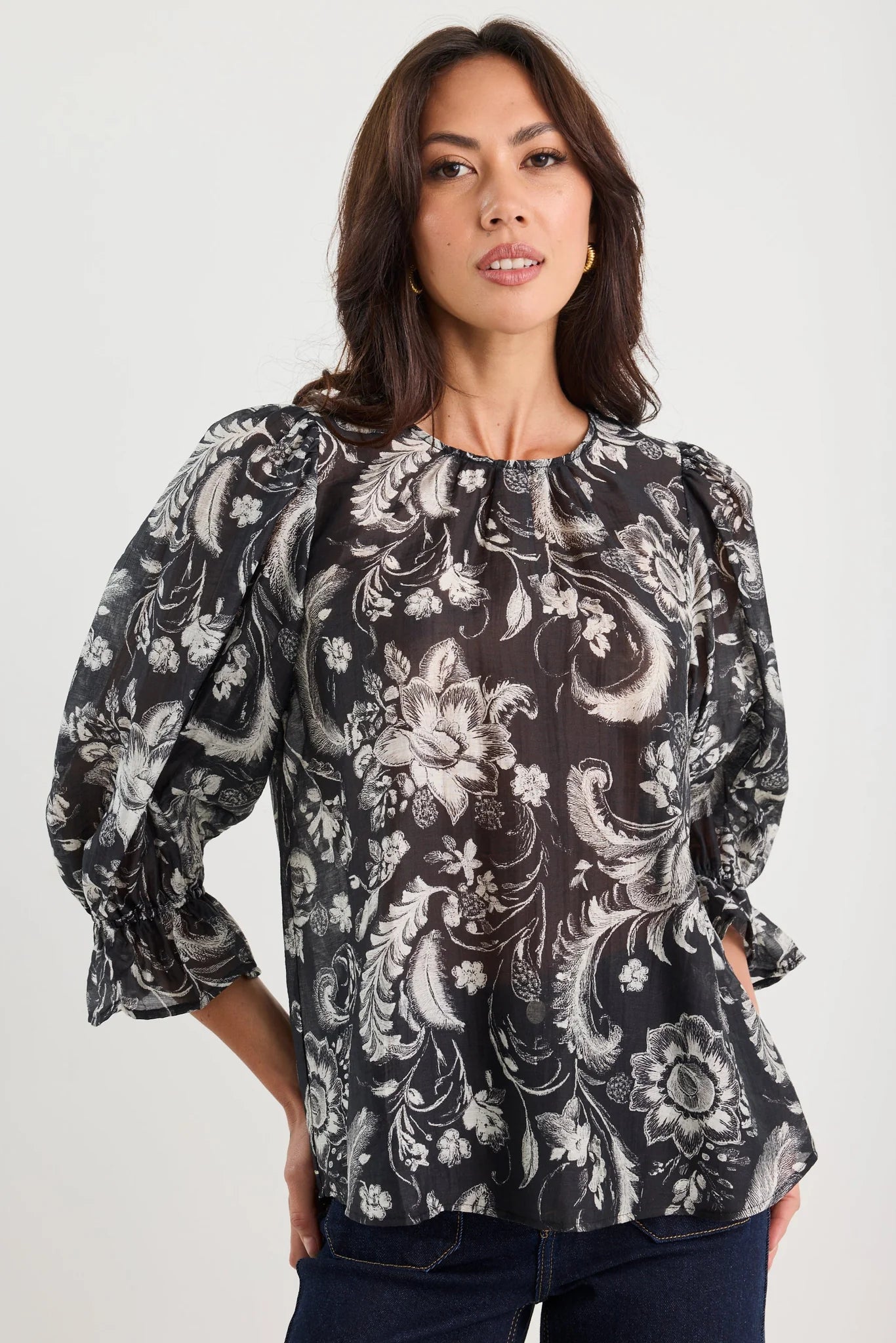 Briefly black scrolling foliage frill sleeve crew neck top