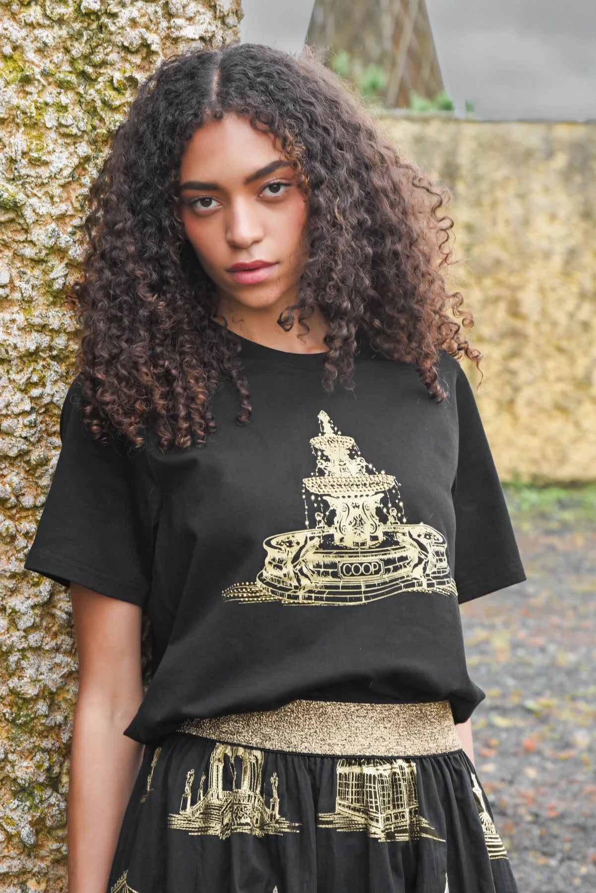 Fountain Of Sparkle T-Shirt Black