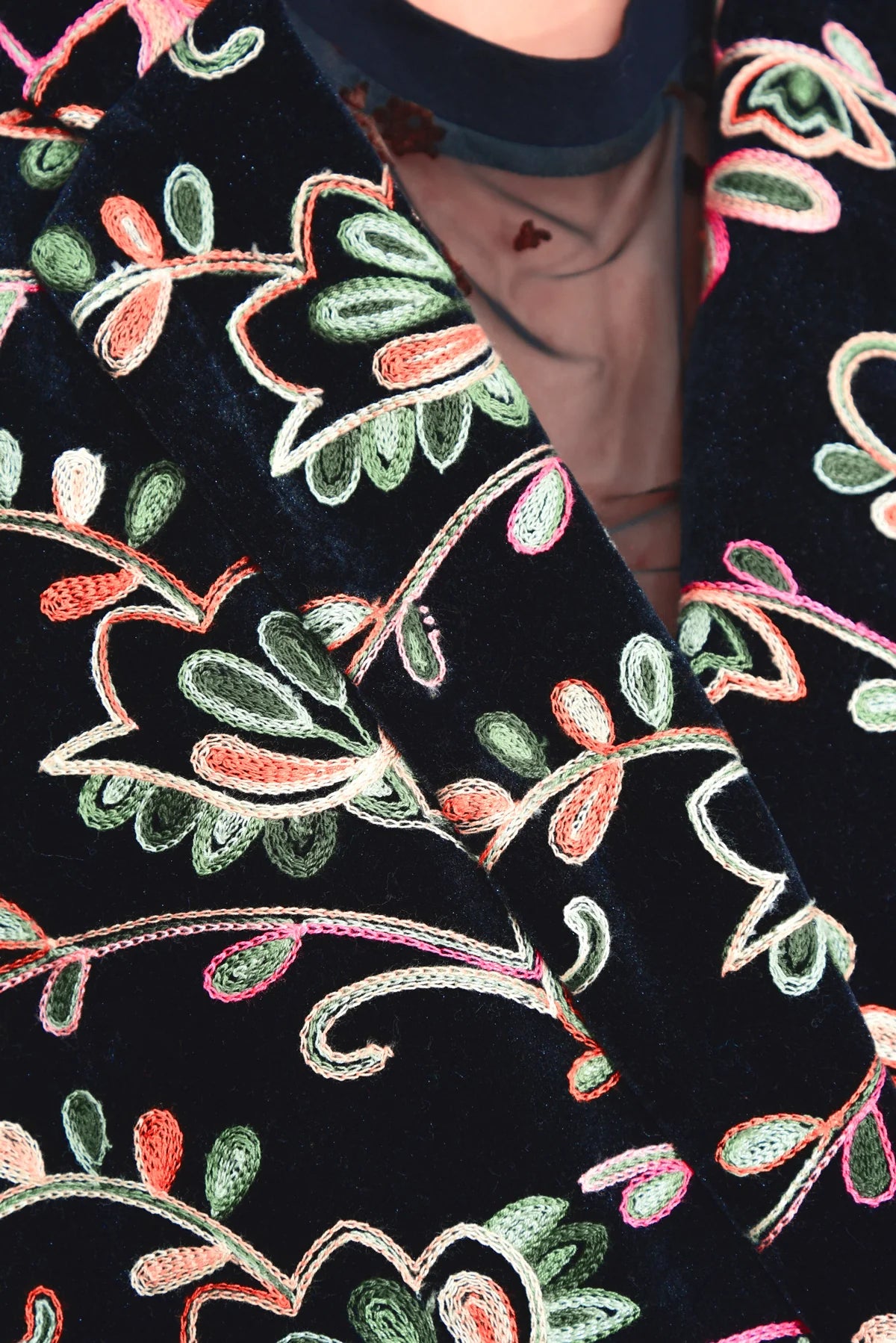 Long Night Coat Leaf Embroidery