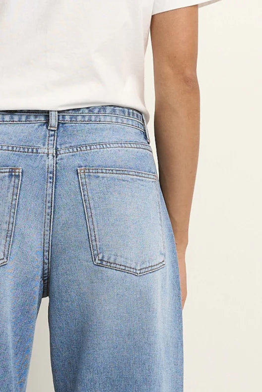 Campus Light Blue Barrel Jean