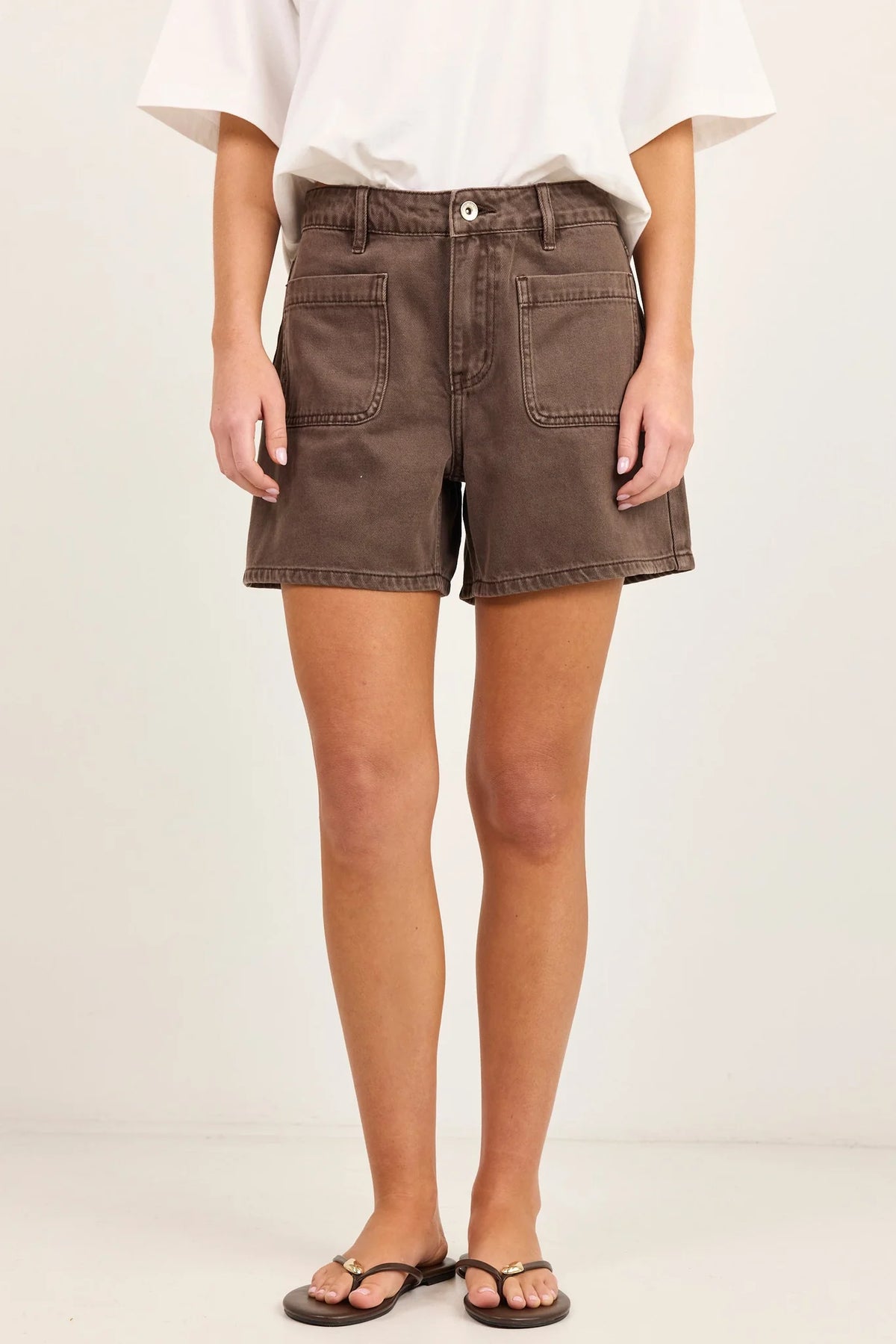 Significant mocha pocket front shorts
