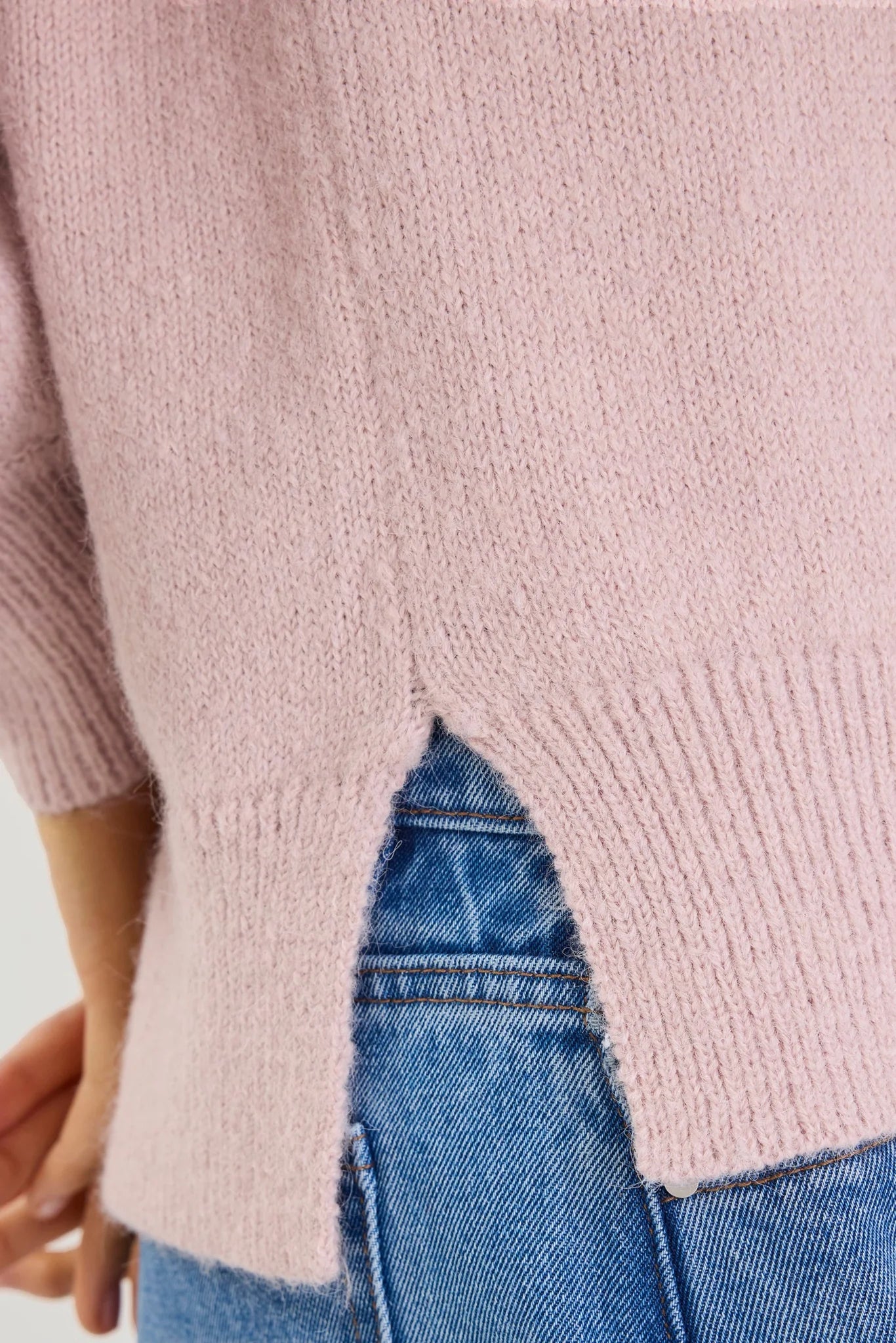 Harvest blush v neck jumper