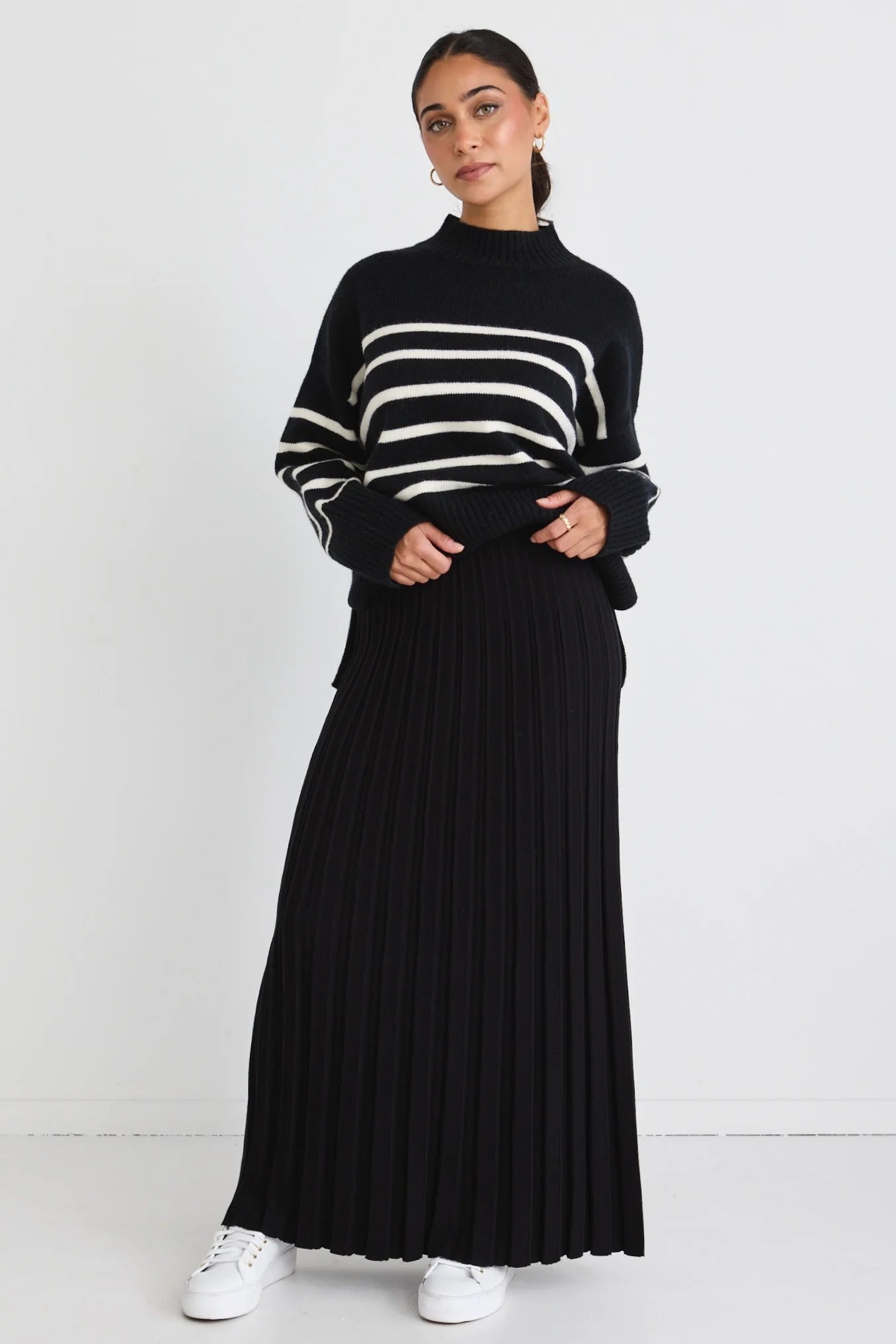 Alaska black stripe funnel