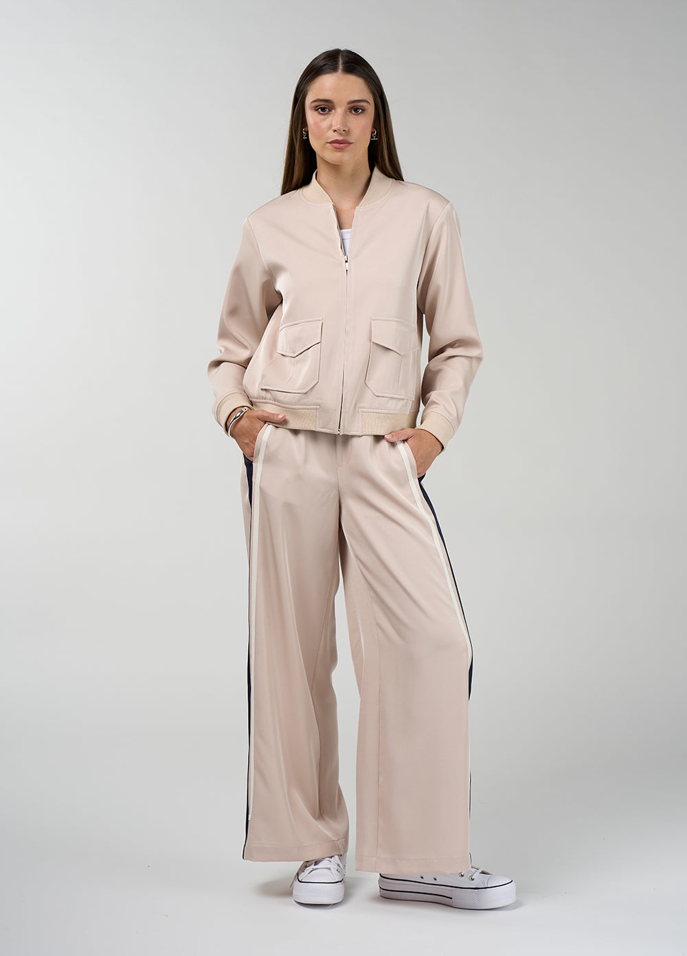 Contour jacket stone