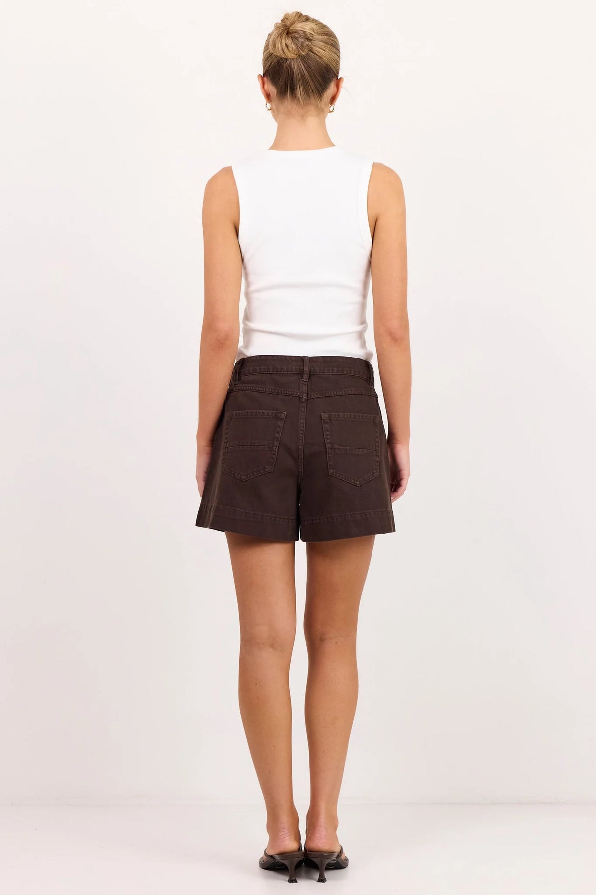 Kindly dark chocolate pocket front short