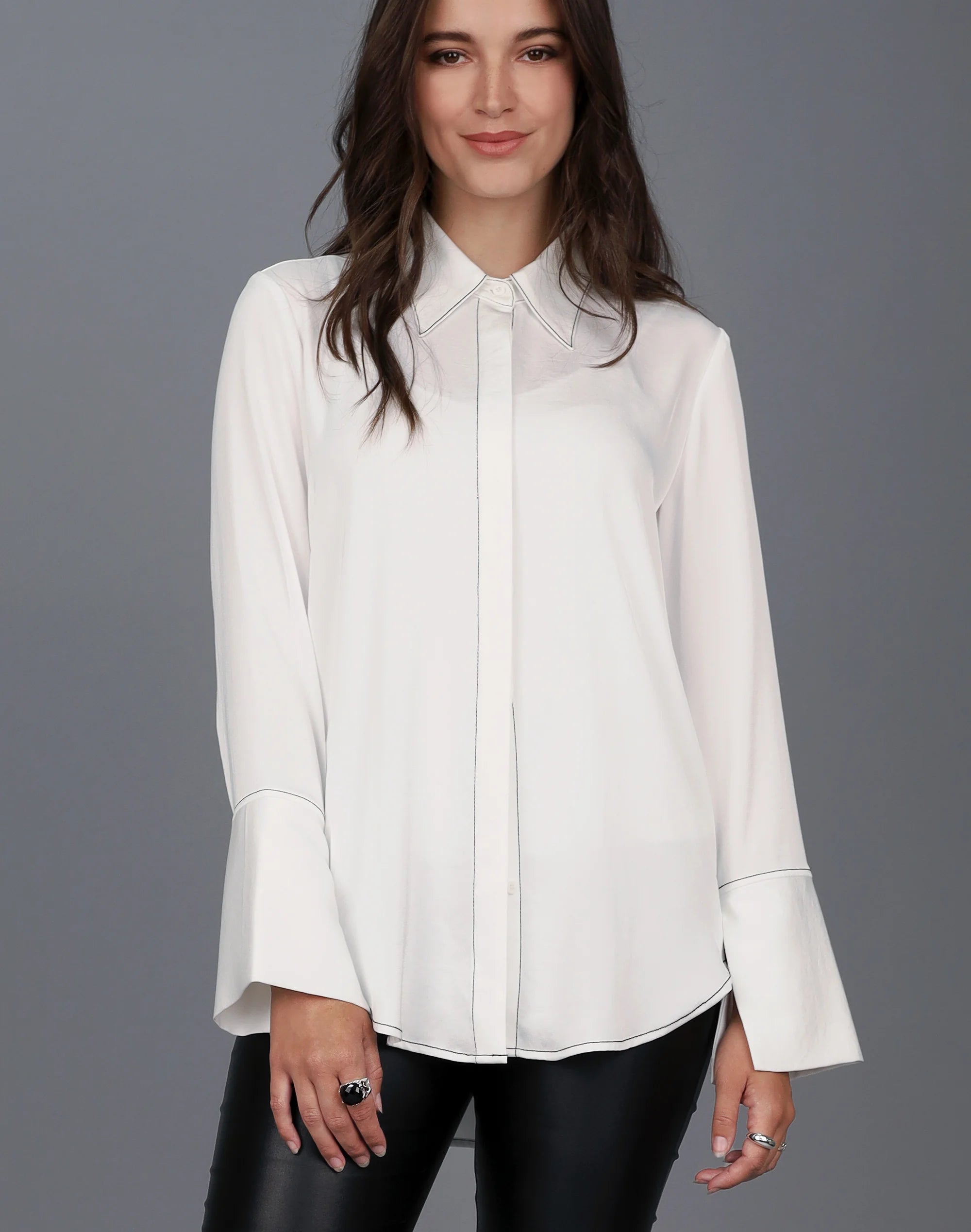 Contrast stitch shirt white/black