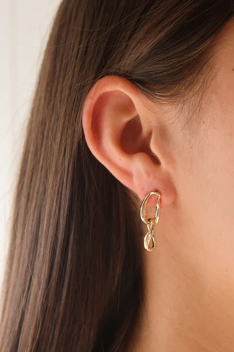 Twist Gold Stud Earrings