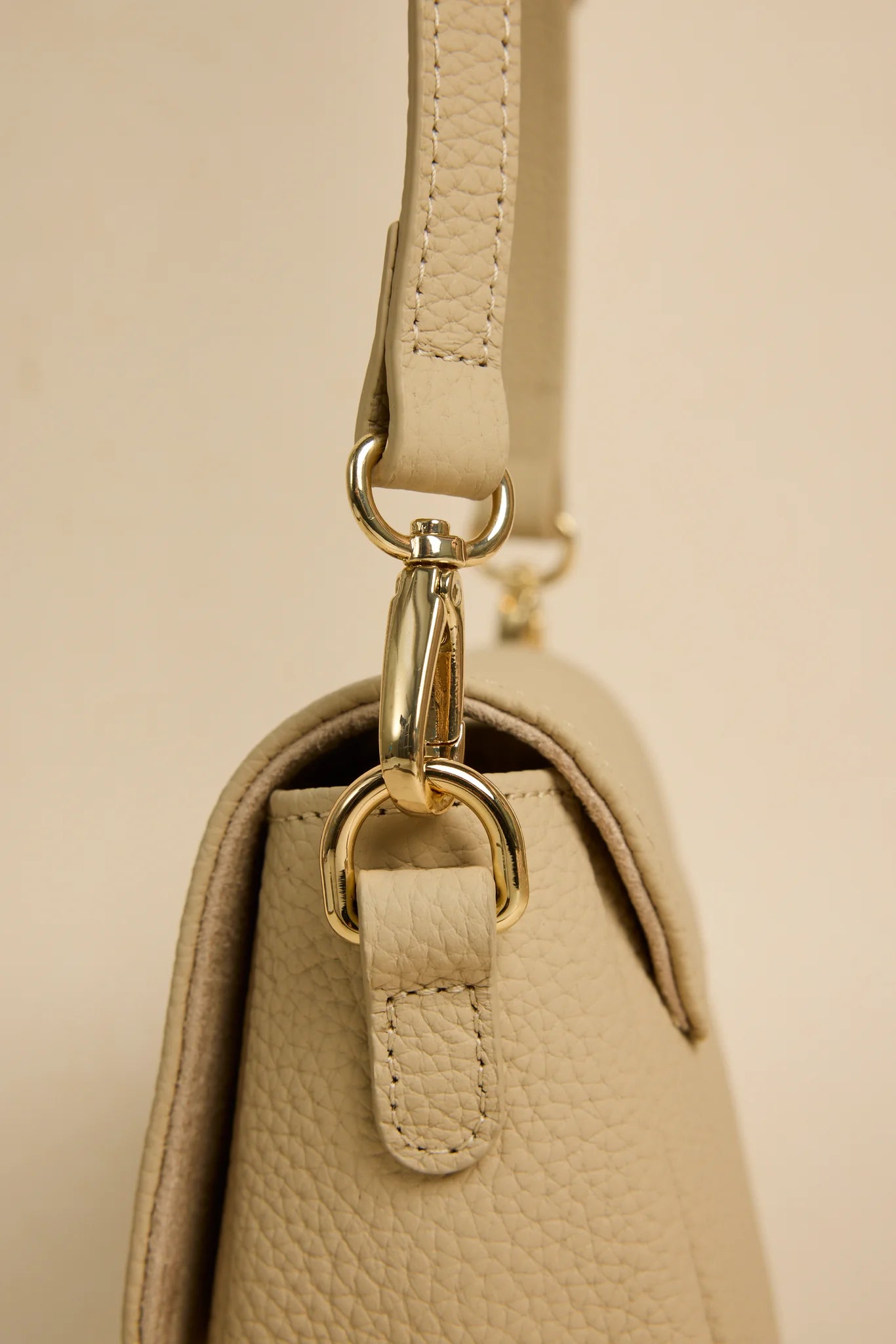 London Shell Leather Crossbody Bag