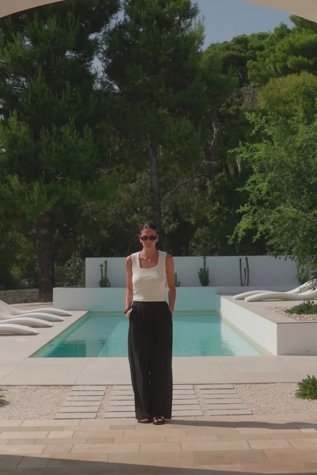 Guardian black linen viscose elastic back pants
