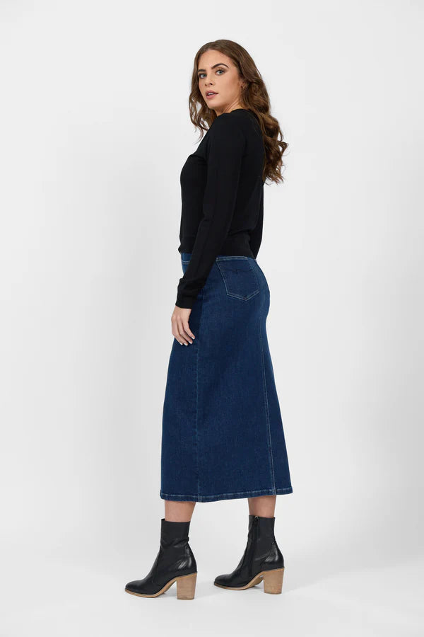 Merino Cropped Cardi Black