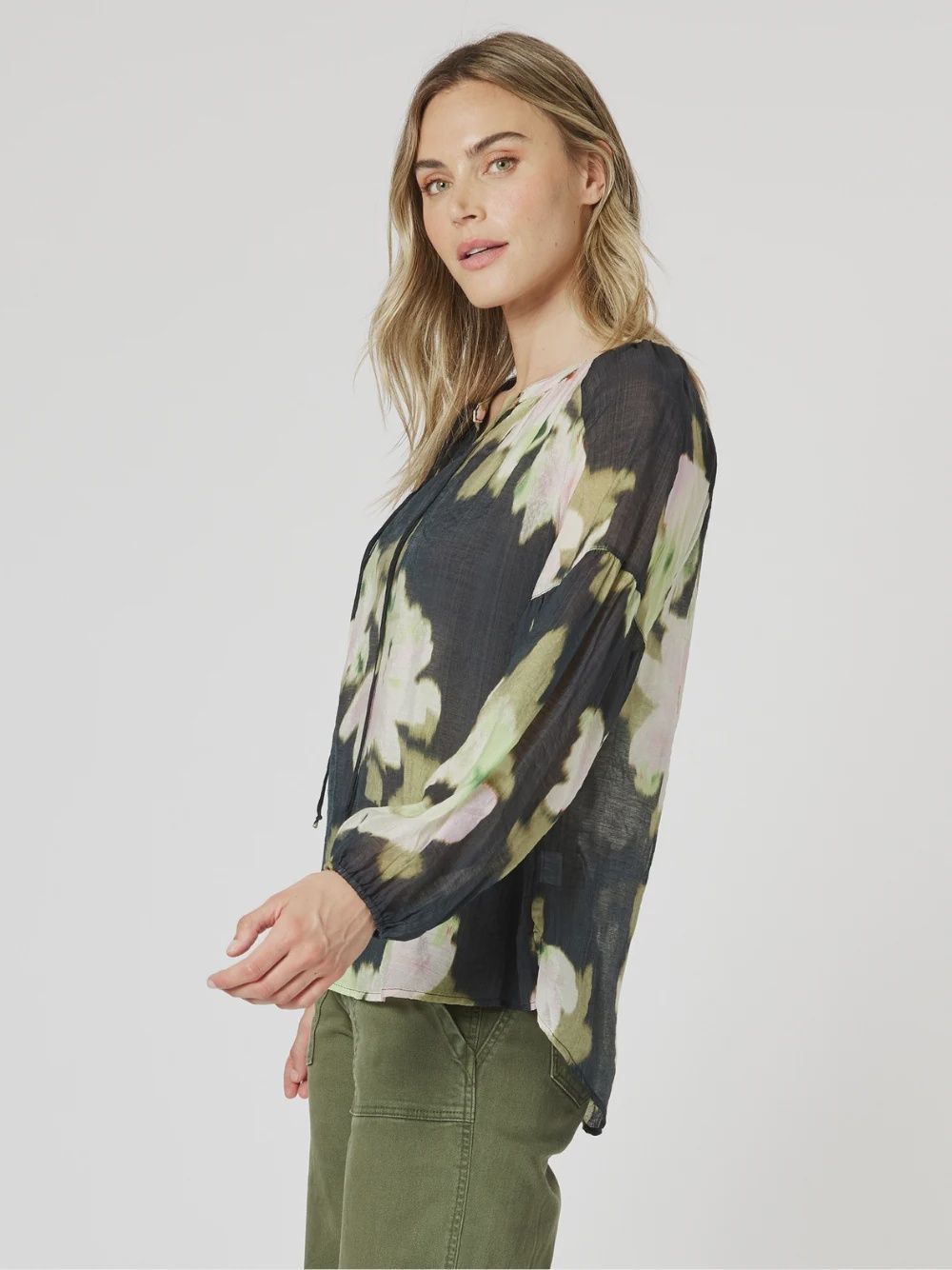 Maggie Top