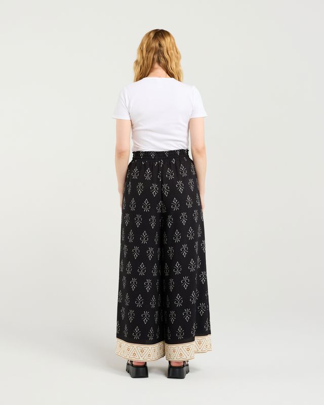 Ellie Pant