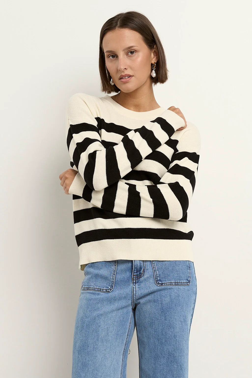 Adjacent Black Stripe Knit