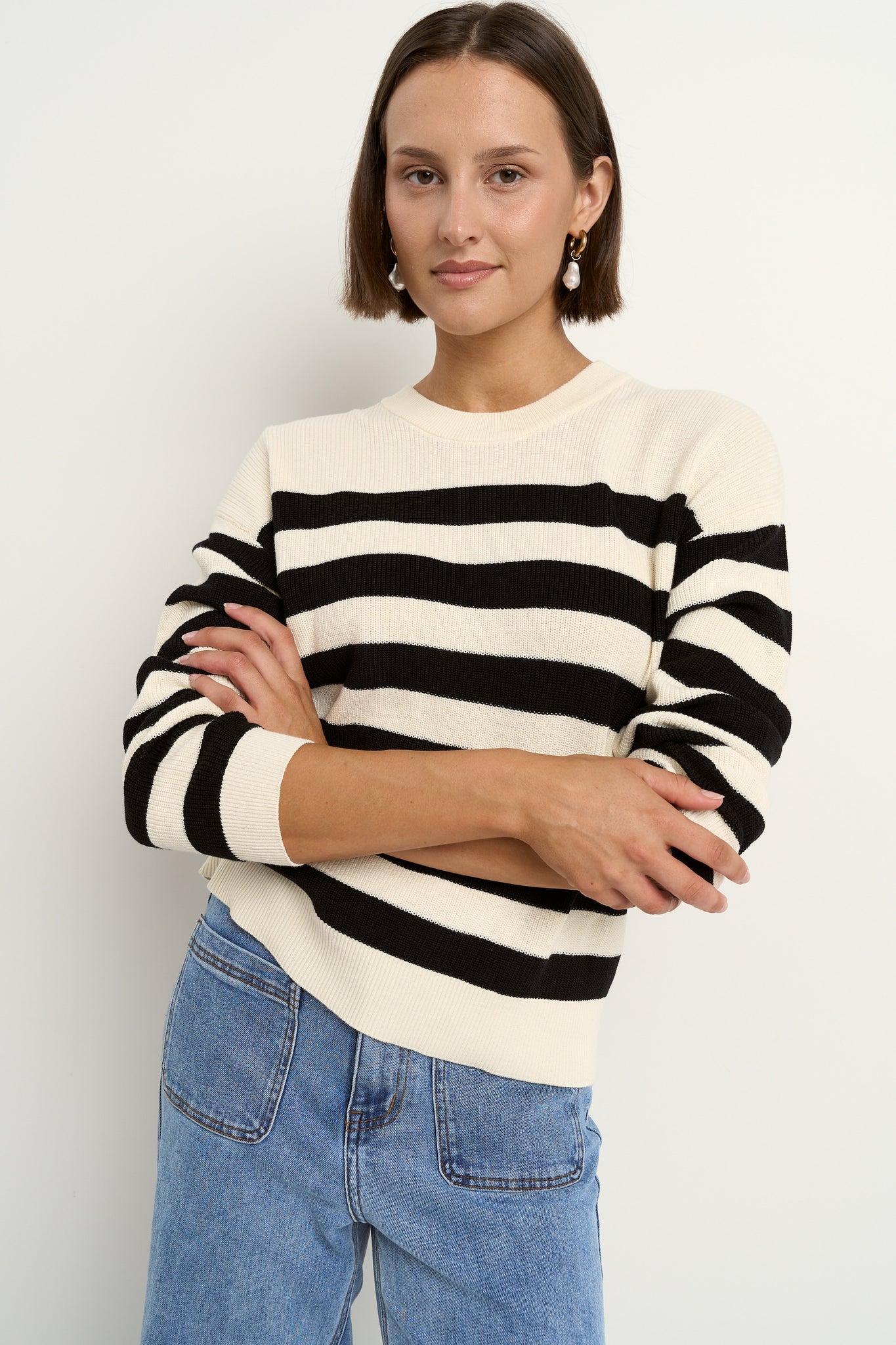 Adjacent Black Stripe Knit