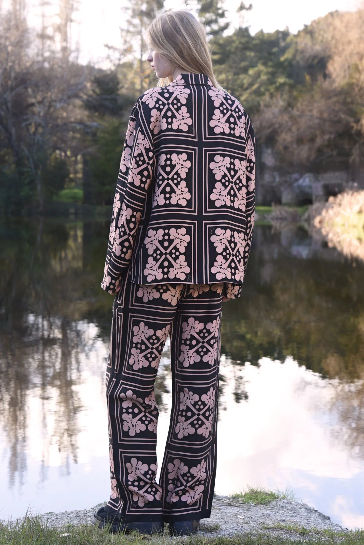 Stride After Stride Trouser Black & Pink