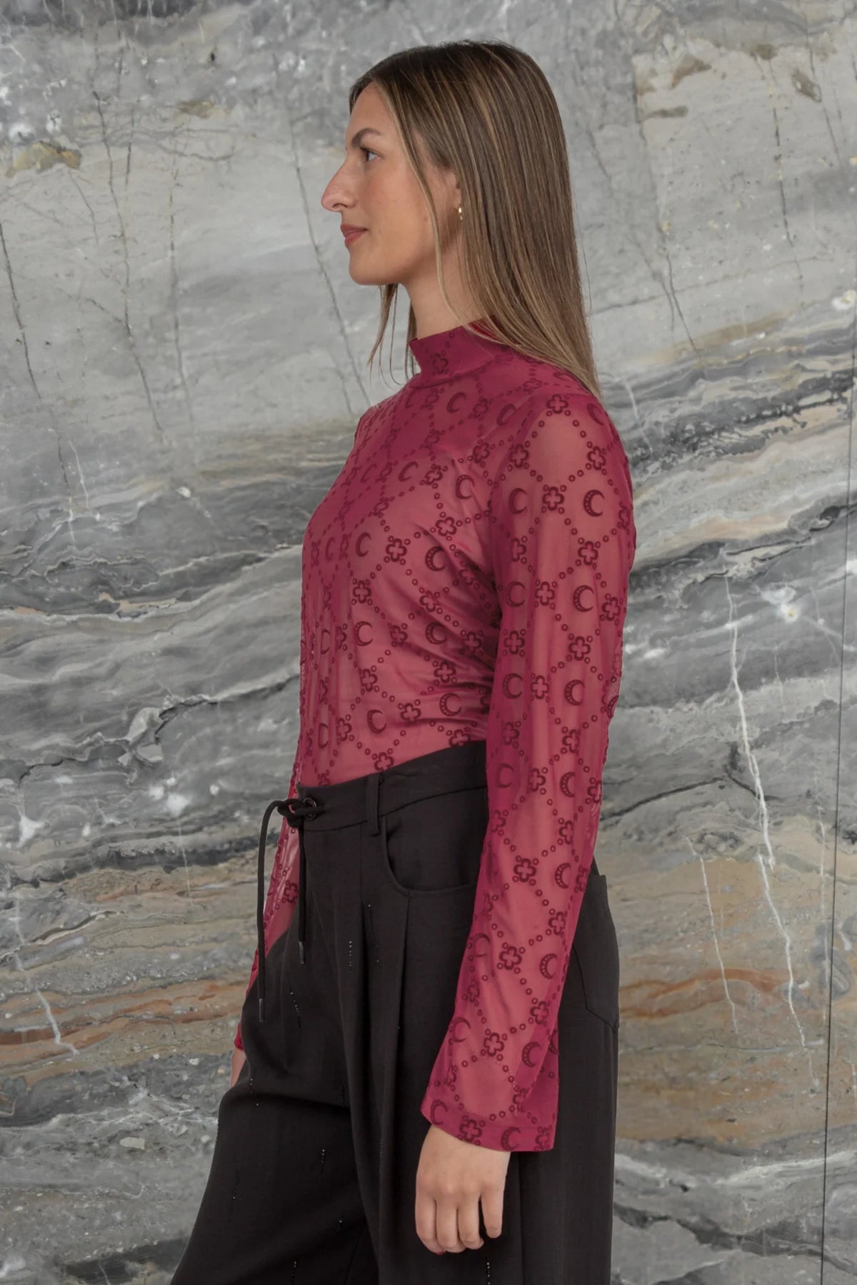 Don't Get Meshy Top Red