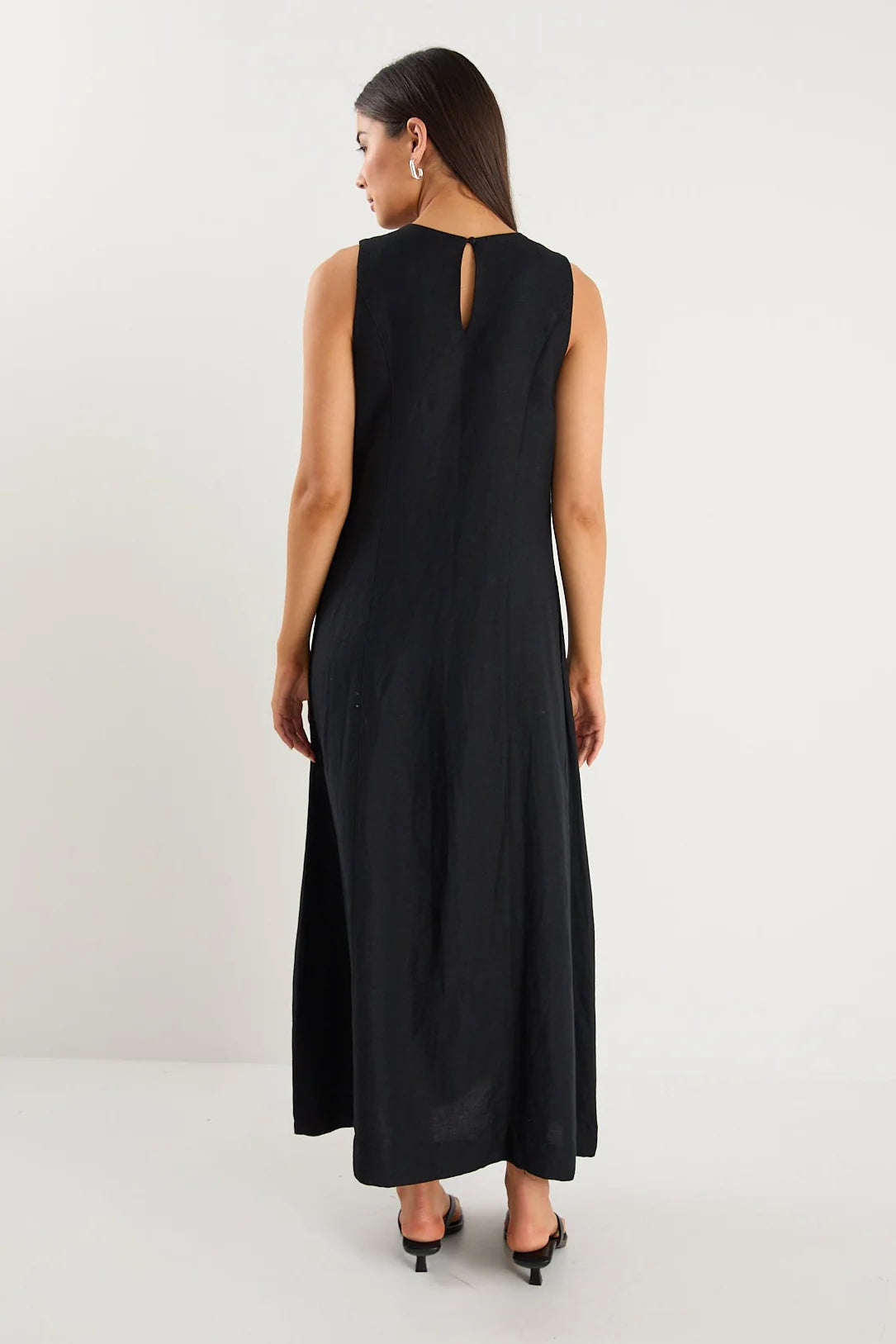Easygoing Black Linen Midi