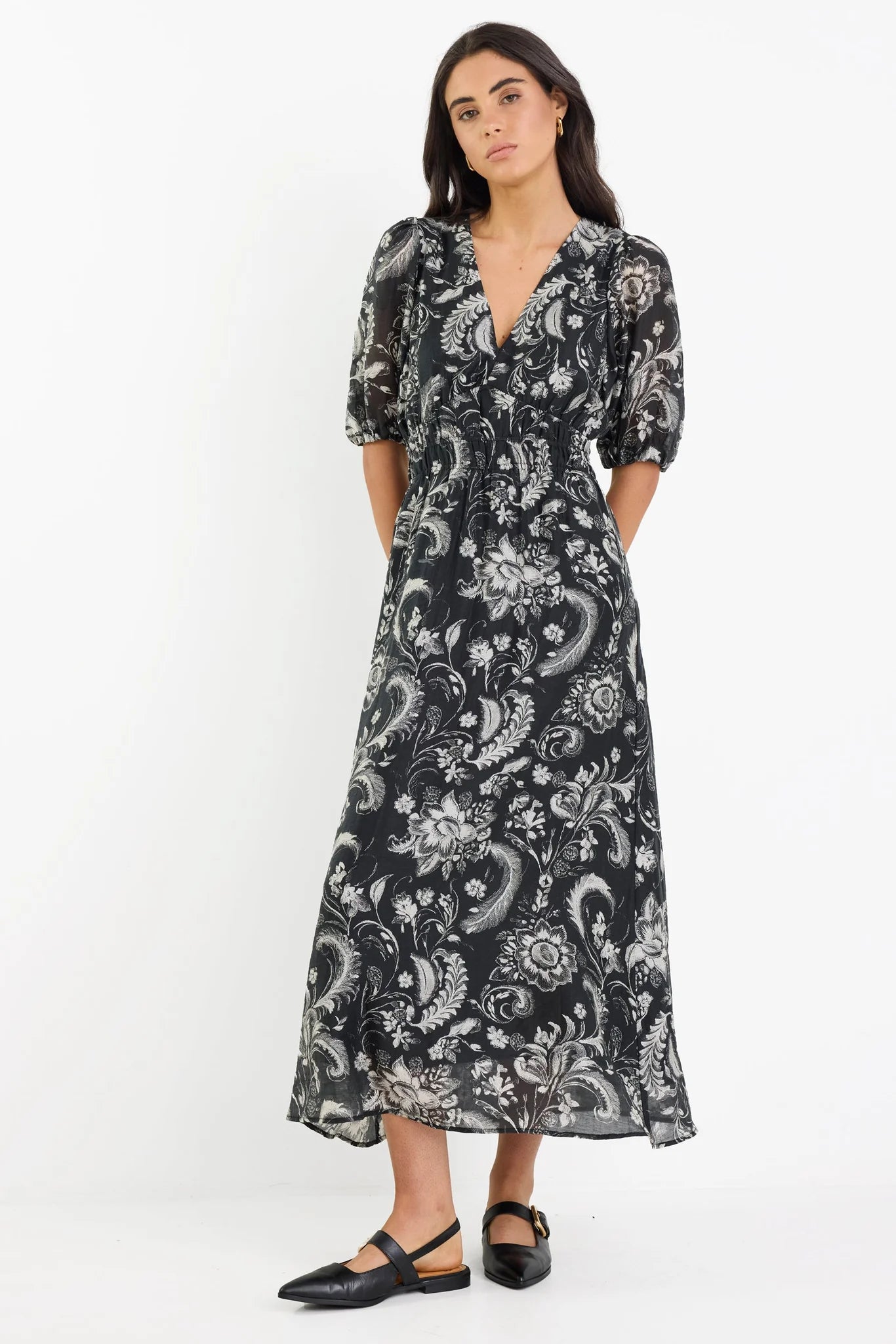 Empress black scrolling foliage ss flared maxi dress