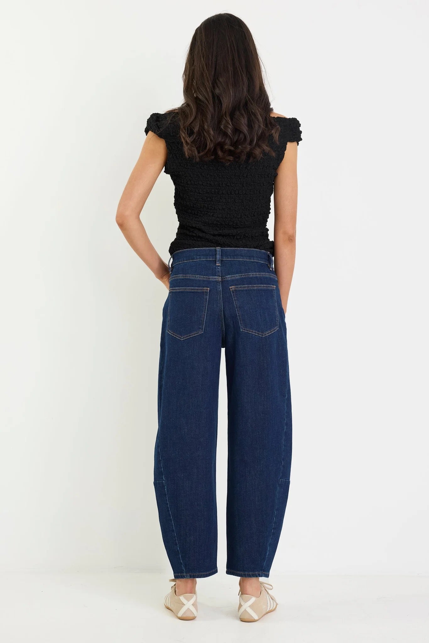 Graduate Barrel Jean