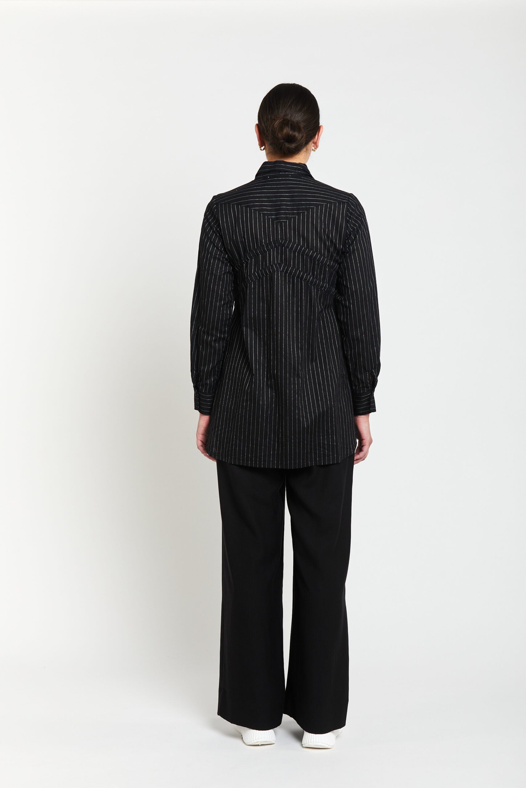 Broadway tie shirt black
