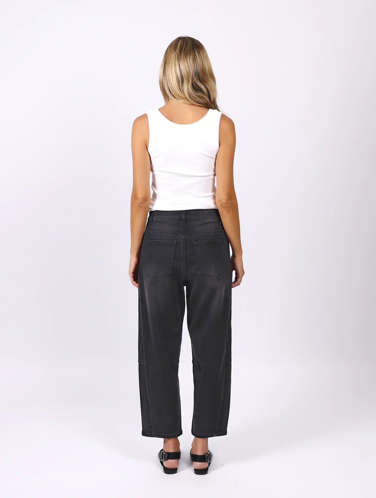 Toni Barrel Jean Black
