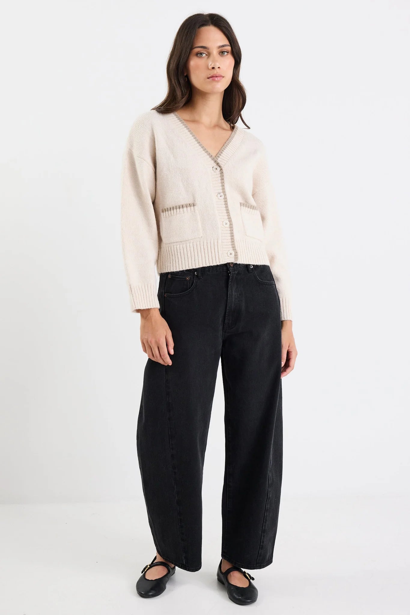 Rapport ivory v neck contrast edge cardigan