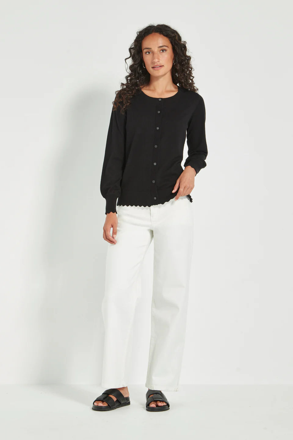 Sass Cardi Black