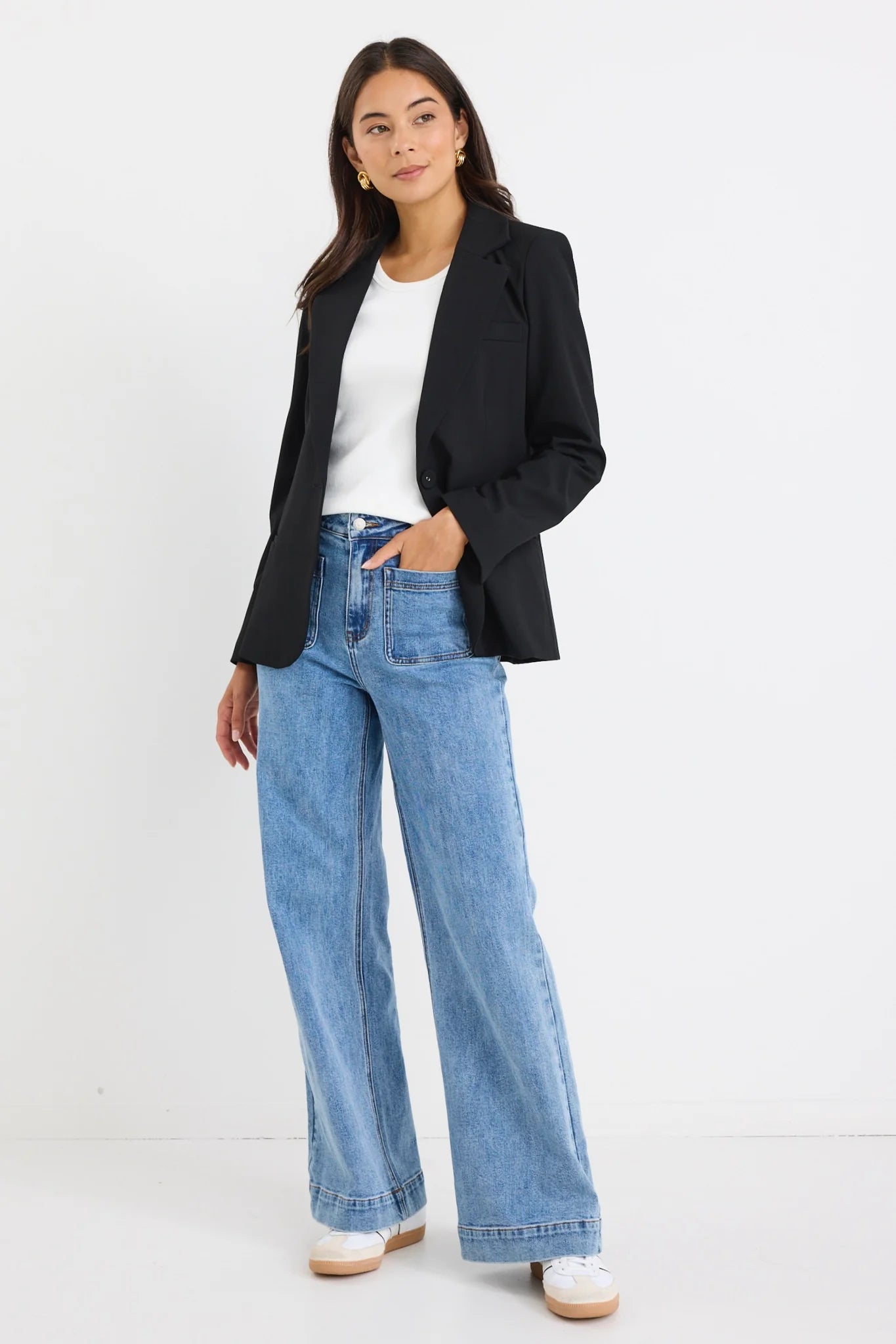 Suave Black Blazer