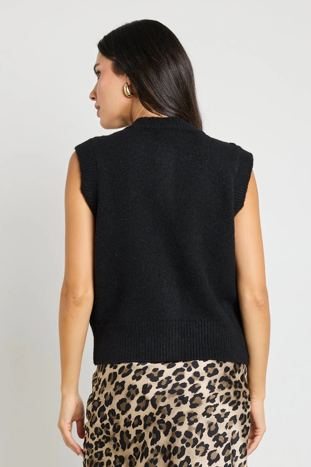 Trait Black Soft Knitted Vest
