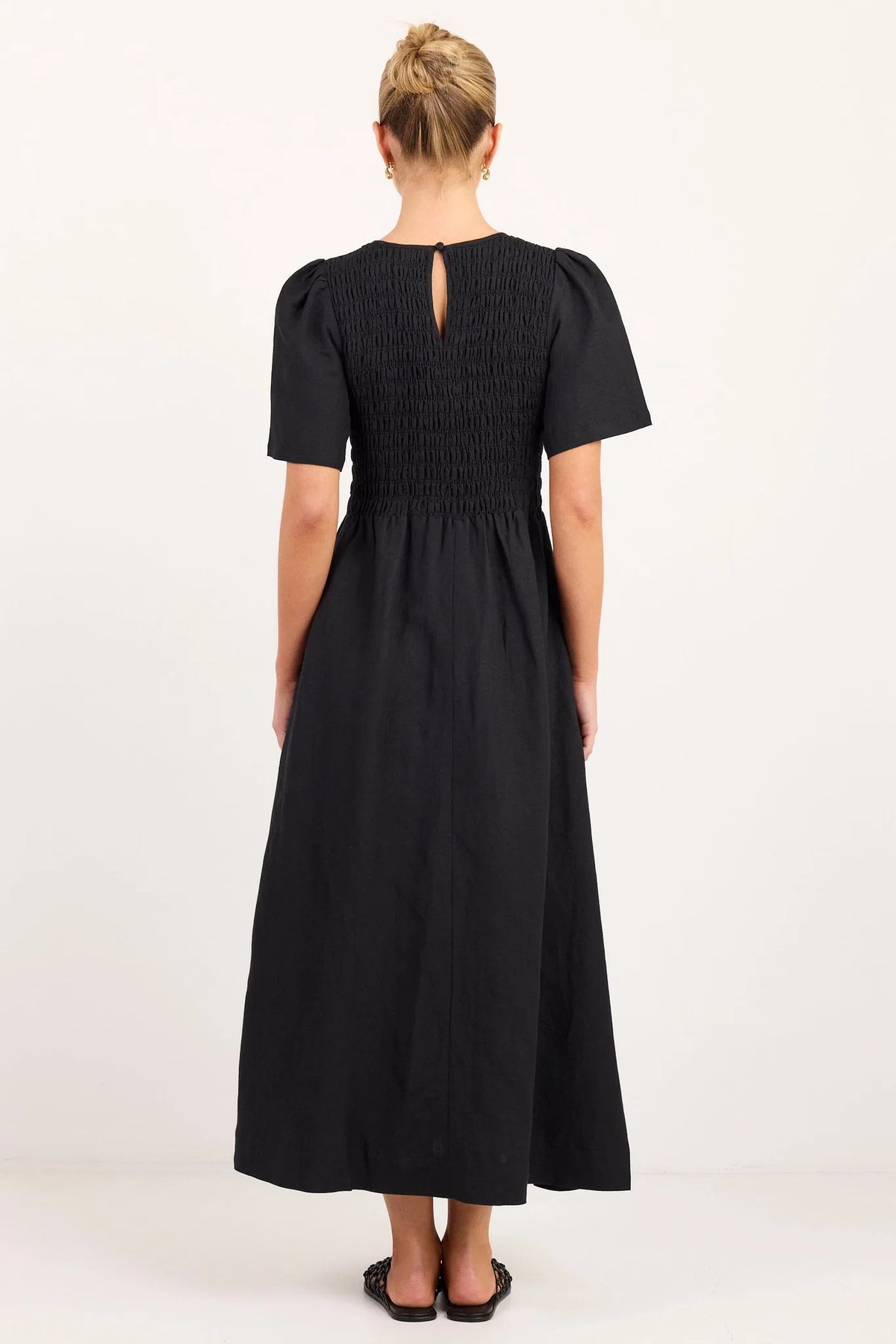 Wren Black Linen Blend SS Shirred Bodice Midi Dress