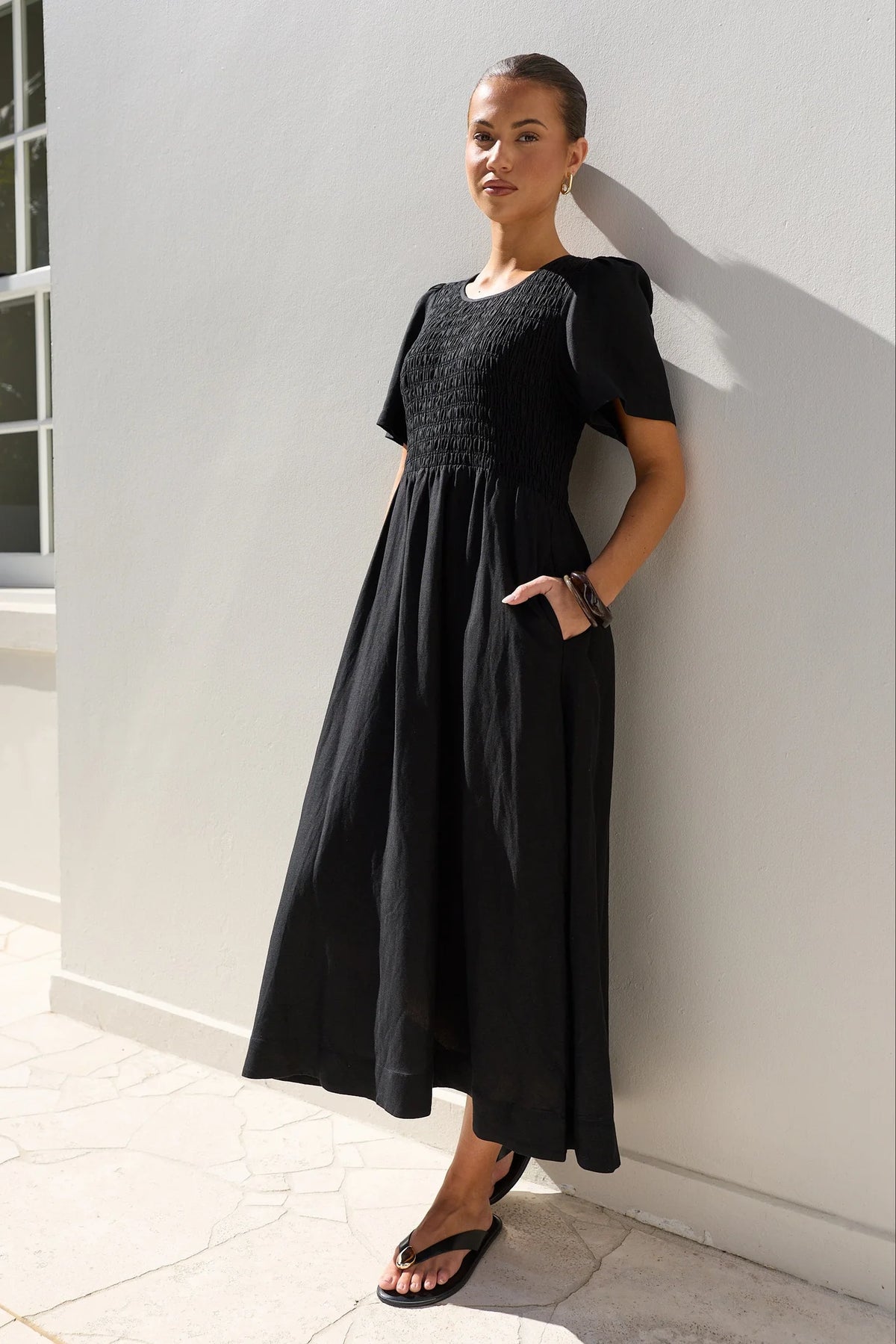 Wren Black Linen Blend SS Shirred Bodice Midi Dress