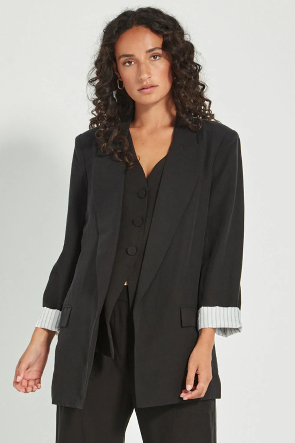 Yara Blazer Black