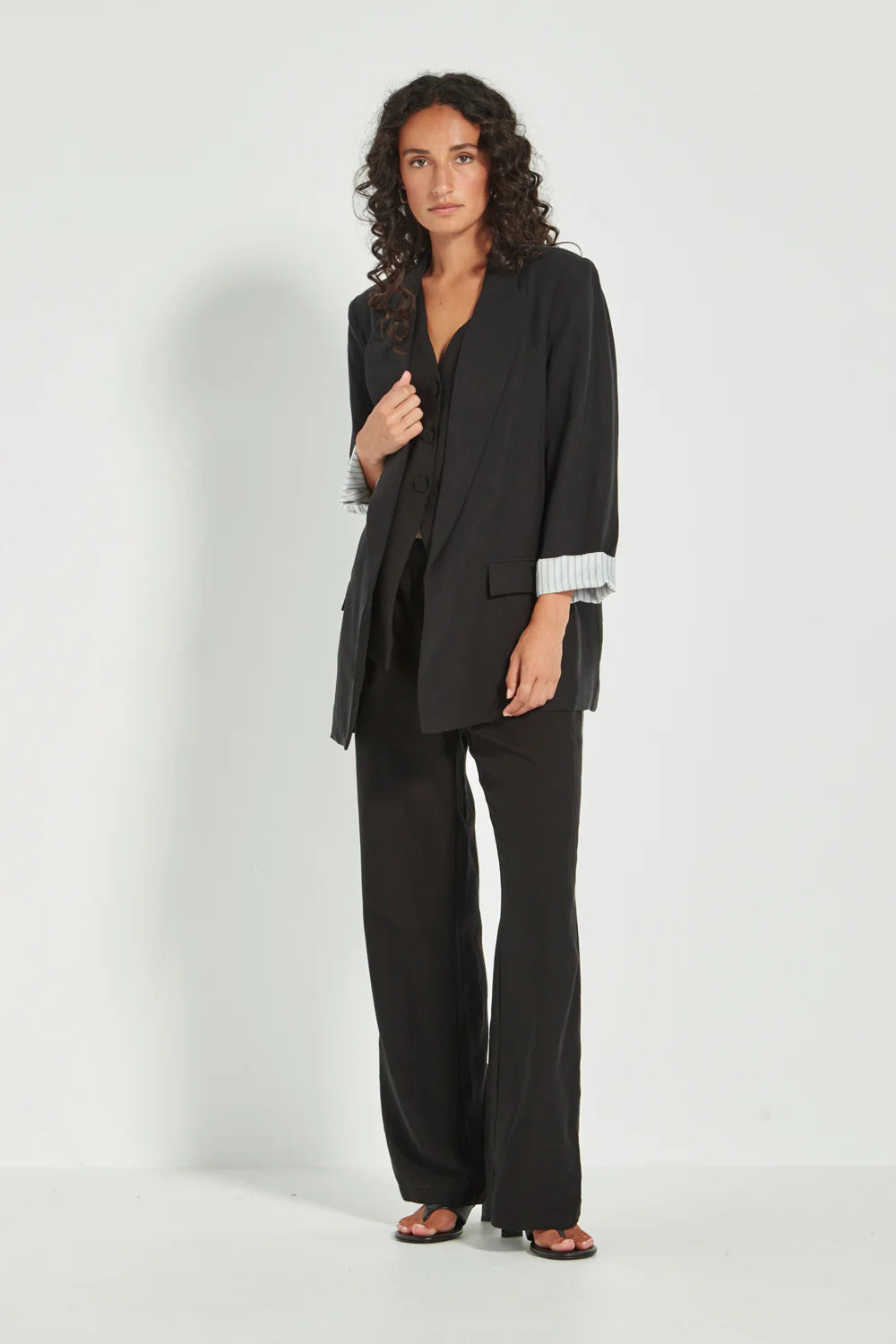 Yara Blazer Black